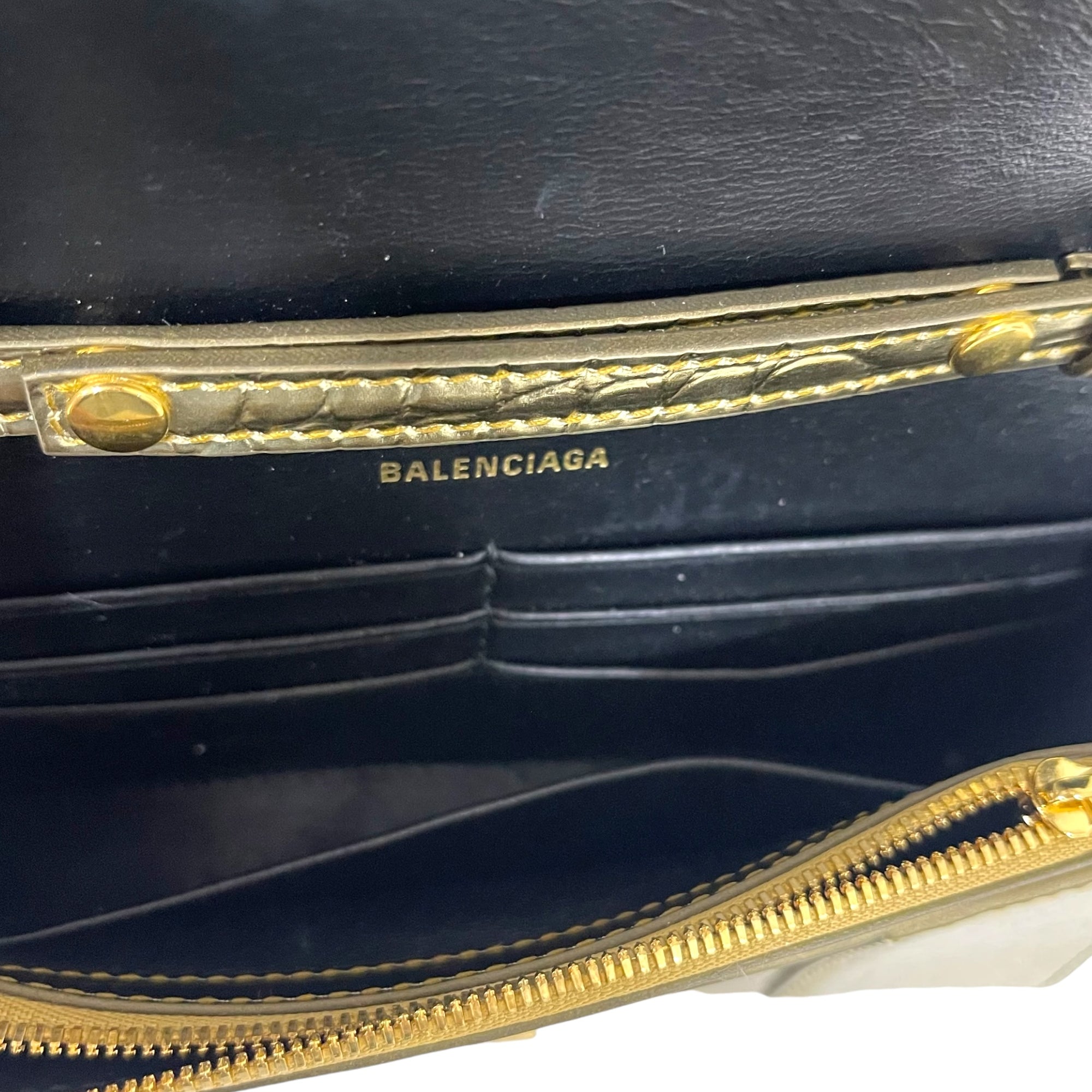 Balenciaga Hourglass Wallet On Chain in Gold