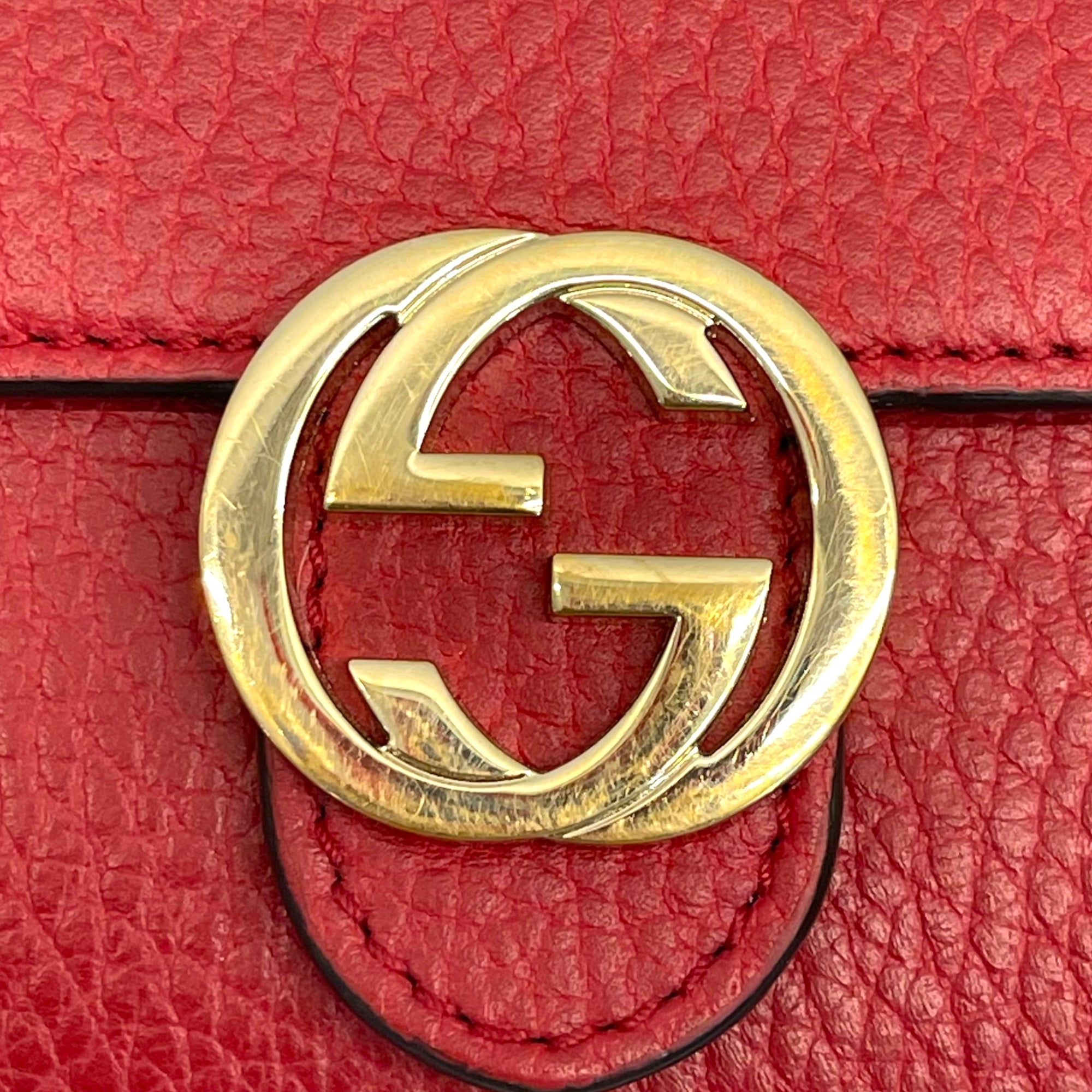 Gucci Red Interlocking GG Wallet on Chain