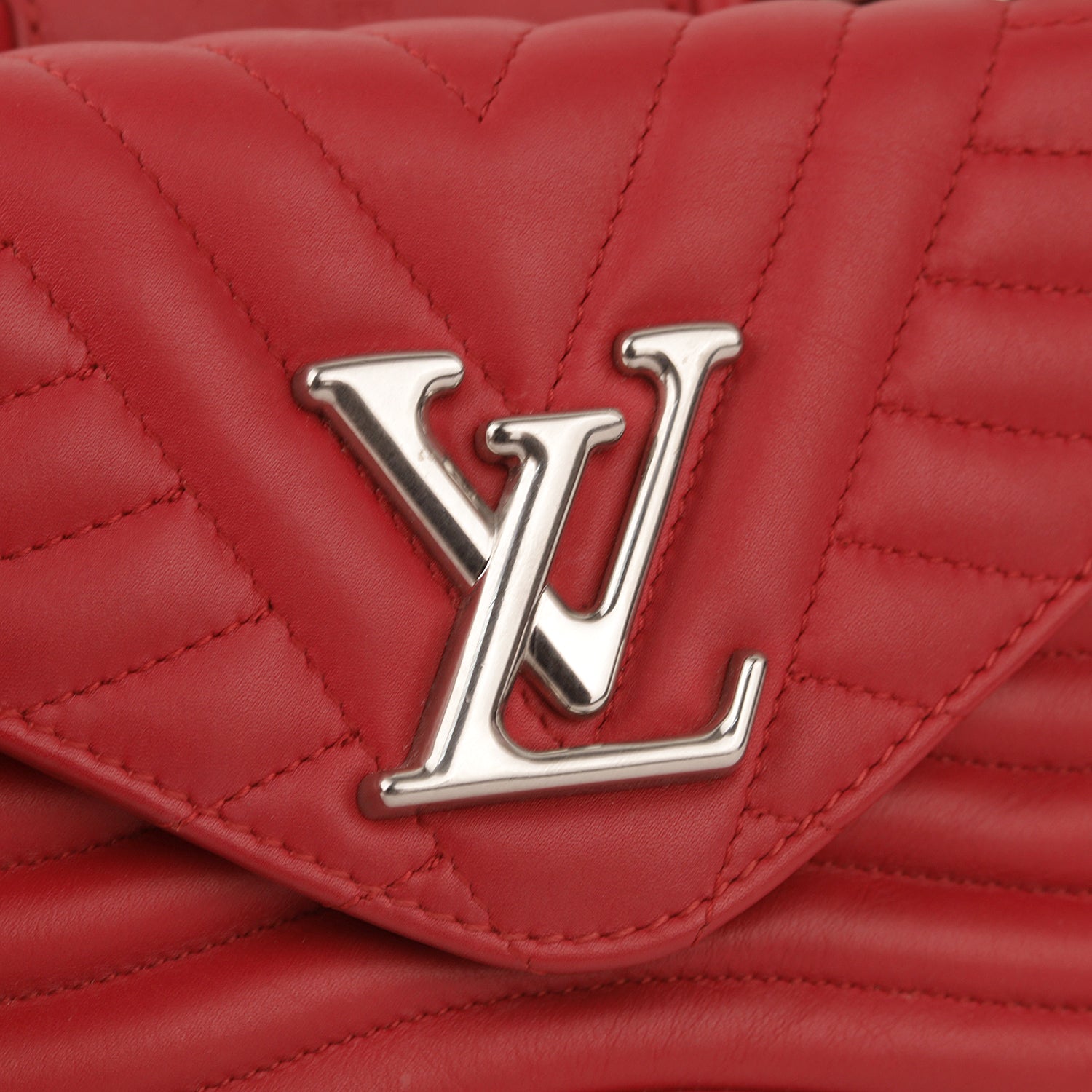 Louis Vuitton Ecarlate Leather New Wave Chain MM Bag